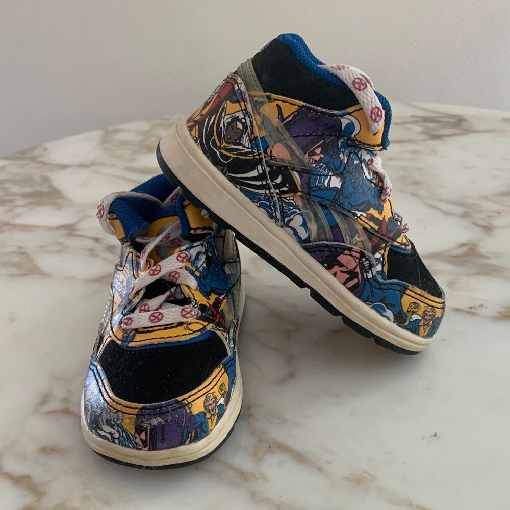 Reebok X Marvel Lace Up Superheroes Sneakers - Picture 3 of 6